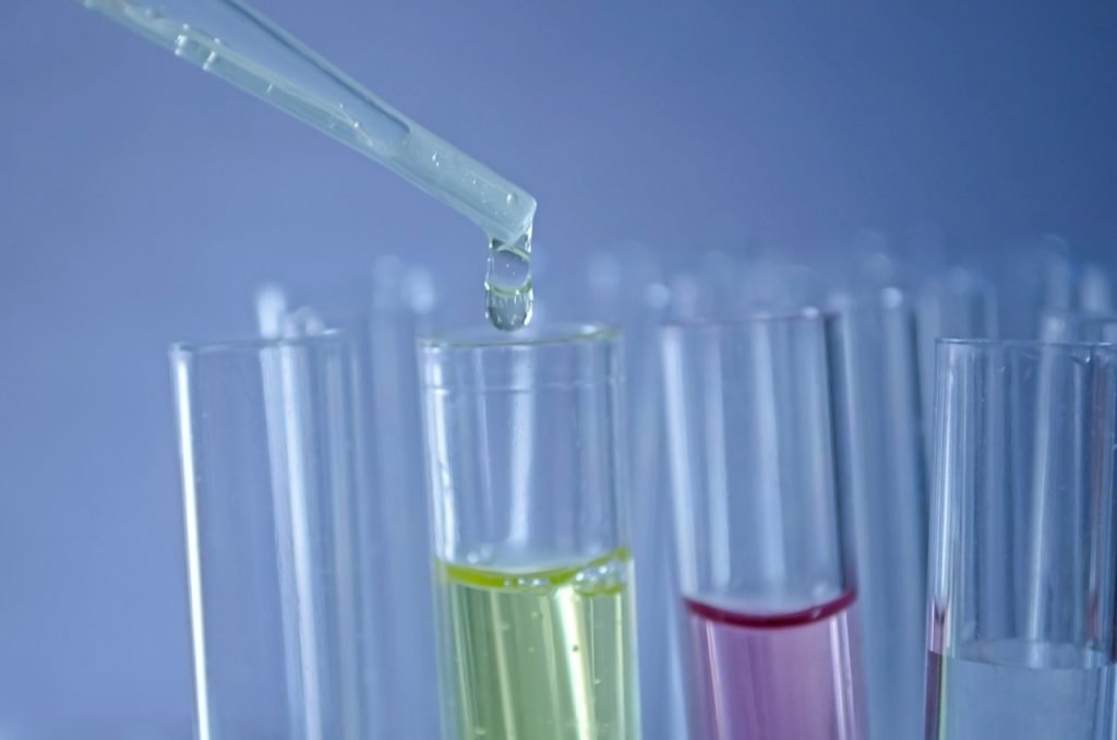 Need Deionised Water For Your Business? Here'S All You Need To Know 1 Test, Tube, Lab image