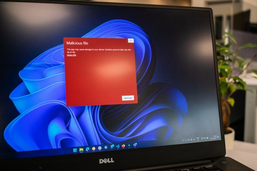 Antivirus Myths: What Really Works To Protect Your System? 1 a dell laptop computer with a red screen